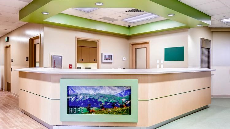 An interior shot of The Medical Center of Aurora's Behavioral Health and Wellness Center